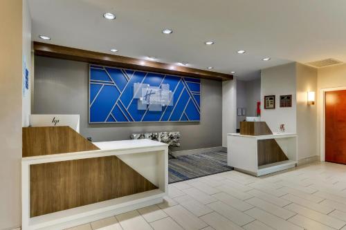 Holiday Inn Express & Suites - Ardmore, an IHG Hotel image 23