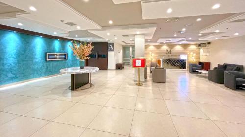 Lobby, M Stays in Poonamallee