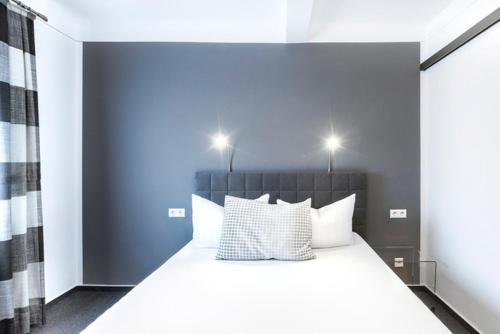 1 twin bed