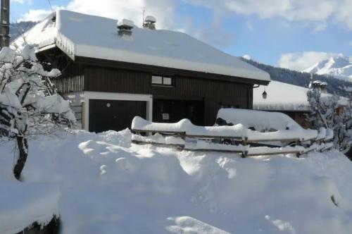 Chalet in Morzine sleeping 12 with sauna, Morzine (Foto 4)