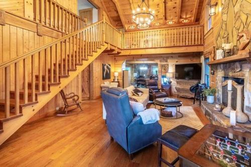 Majestic Mountain Top, Best View in Bryson City! in Bryson City, USA