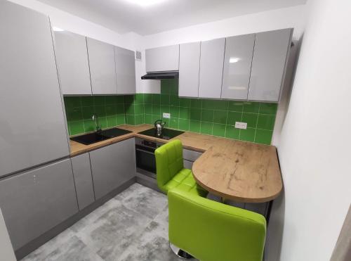 Night Point - Moszna