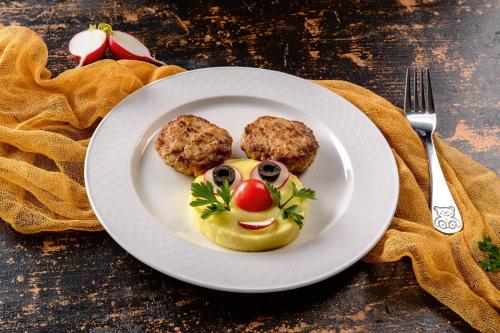 Comida y bebida, Guest House RAHAT in Toktogul, Kyrgyzstan in Toktogul