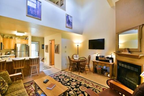 Wolf Lodge Condo #1408 - image 6