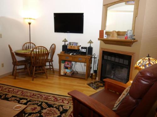 Wolf Lodge Condo #1408 - image 6