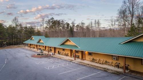 Nacoochee valley motel