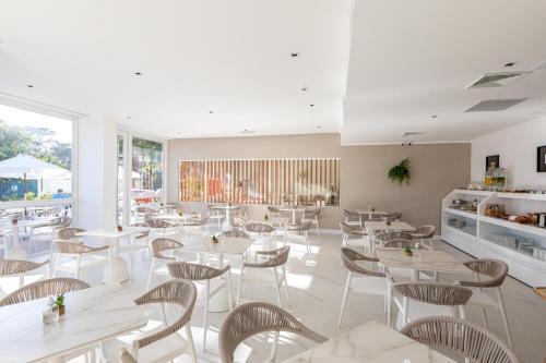 Hotel Solerios Mansa in Aidy Grill