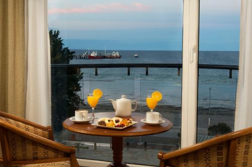 ระเบียง/ชานเรือน, Hotel Piren in เปอร์โต้ มาดรีน