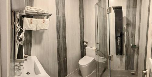 Bathroom, Royal Hotel Bac Lieu in Bac Lieu