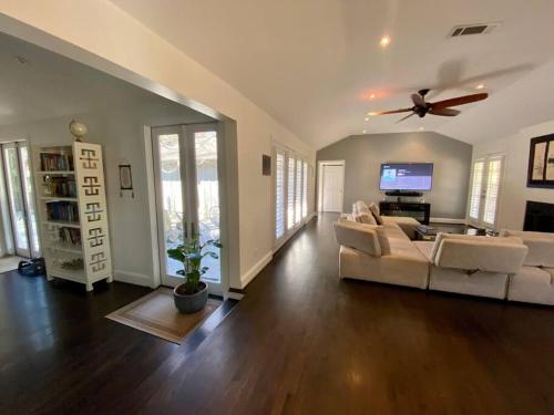 Peaceful Buckhead Home