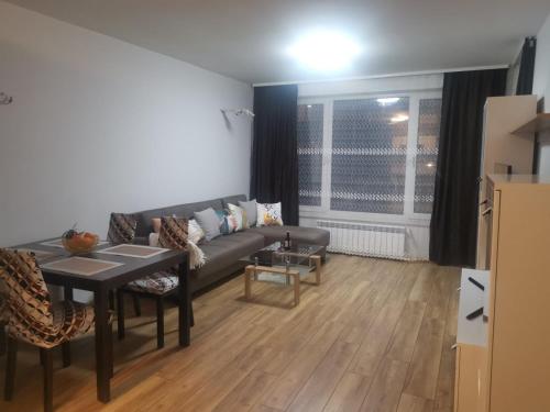 Lovely 1 bedroom apartment with free parking
