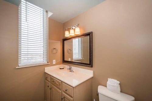 Silver Beach Towers 903E by Destin Getaways - image 2