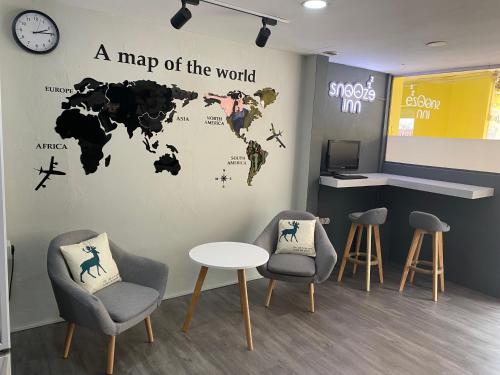 スヌーズ イン アット ダンロップ ストリート