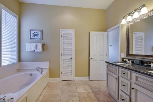 Serenity Shores by Destin Getaways - image 11