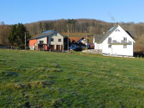 Ferienwohnung Krenzer - Apartment - Ehrenberg