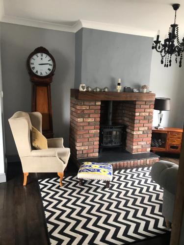 Charming 3 bedroom house with a warmth character in Pontneddfechan