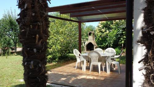  Apartments Lana in 52470 Umag