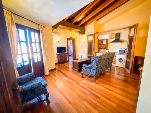 Apartment with Terrace image 3