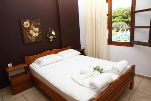 Nikos Apartments - image 11