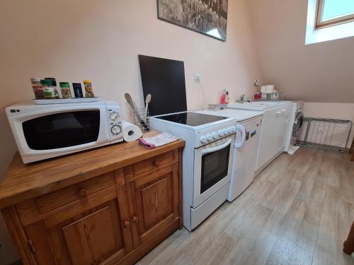 Le Studio - Appartement meublé tout confort Centre ville (Le Studio - Appartement meuble tout confort Centre ville) in Pont-Sainte-Maxence