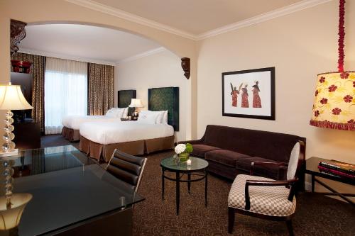 Guestroom, Hotel ZaZa Dallas in Uptown