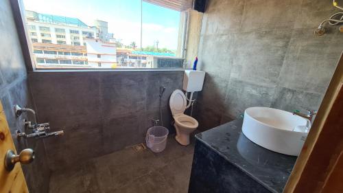 RK 3 bedded penthouse