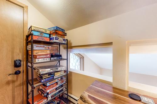 O'clock Road Condos - image 8