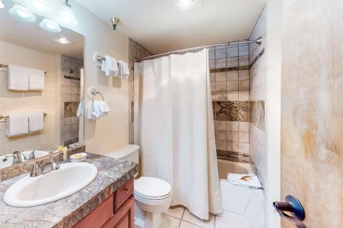 Ski-In Ski-Out Tyra Lookout #20 Ski-In Ski-Out Tyra Lookout #20