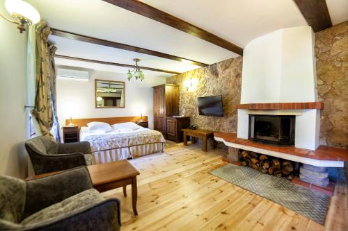 2 twin beds