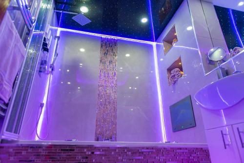 子午線服務式公寓 (Meridian Serviced Apartments) in 市區