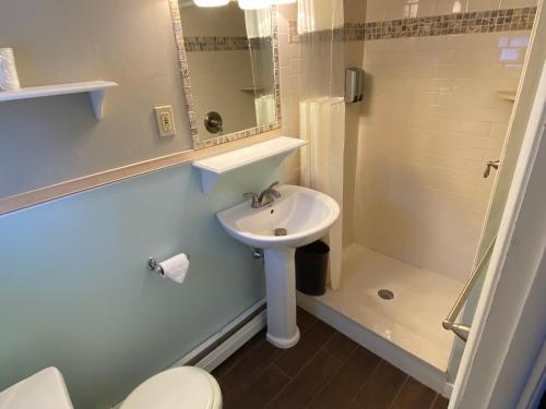 2 double beds