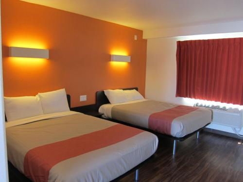 Motel 6-Oceanside, CA, Marina in Oceanside, USA