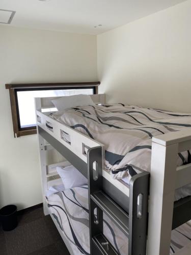 Two-Bedroom Chalet image 4