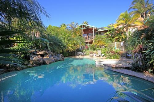 Oasis Inn Ulladulla - Welcoming Guests 18 Years and Older image