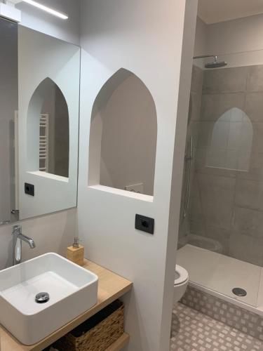 New Apartament in front of Genoa Cathedral