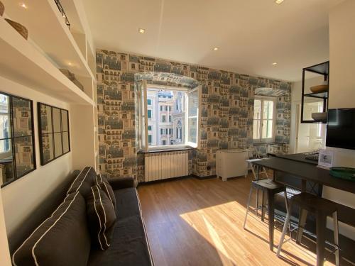 New Apartament in front of Genoa Cathedral, Janov (fotografie 7)