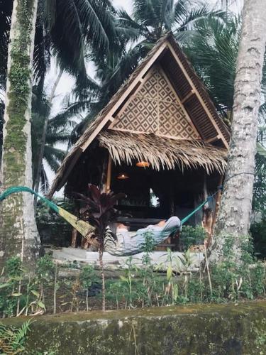 Saung Rancage Batukaras