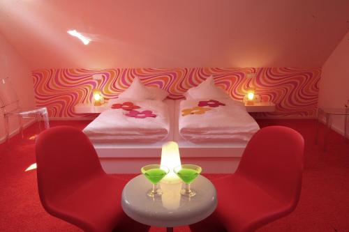 Double Room Pop Art