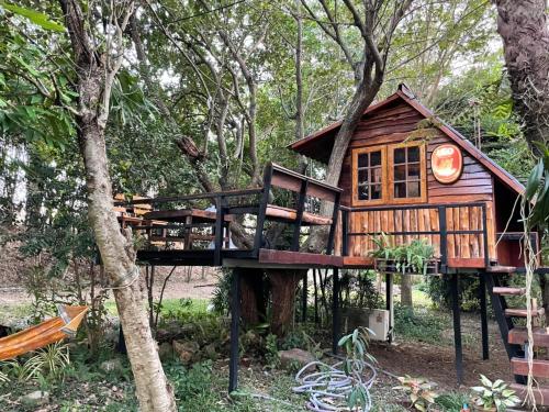 รีสอร์ทท่านรองกิตติ(Kitti Camping)