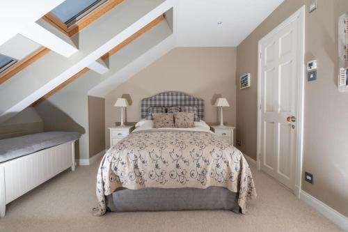 Luxurious home overlooking Cruden Bay golf course