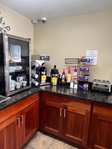 GuestHouse Inn & Suites Montesano - 식음료(F&B)