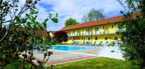 Gasthof Zum Lindenhof - image 2