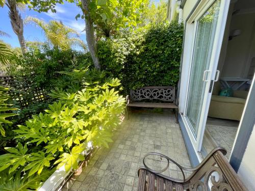 Constantiaberg Eco-Villa Room Type - Double Room with Mountain View