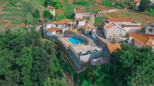  Vila Maria Quinta 13 in Calheta