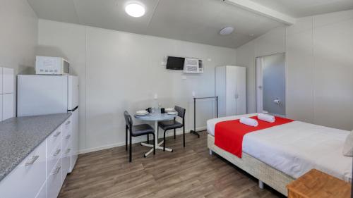 1 double bed