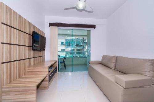Lindo apartamento 2 dormitorios para ate 06 pessoas a poucos metros do Mar em Bombas Bombinhas SC