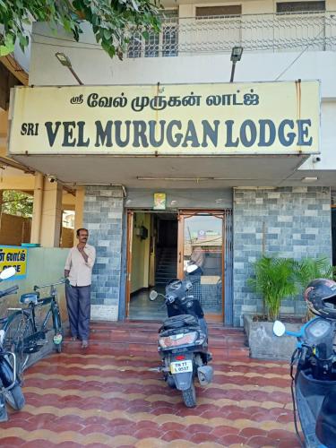 Sri Velmurugan Lodge