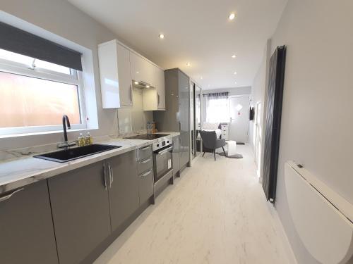 Picture of Modern Studio Apartment In Newcastle Upon Tyne