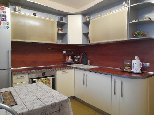 Apartment on Yanki Kupaly - image 11