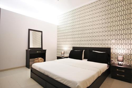 GK Athens - image 11